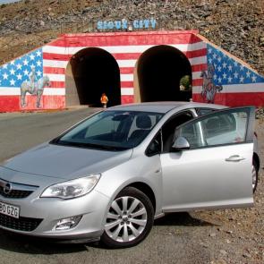 : Opel Astra Gran Canary