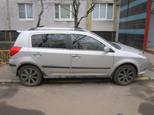 Geely Cross