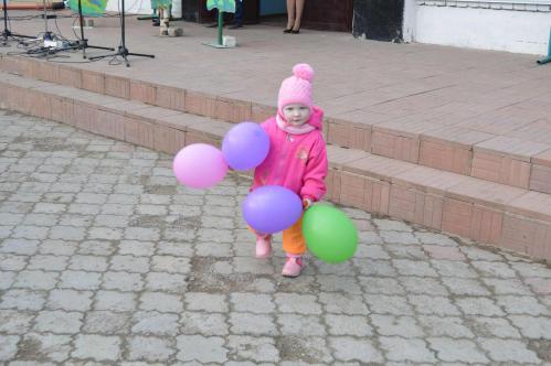Танец с шарами