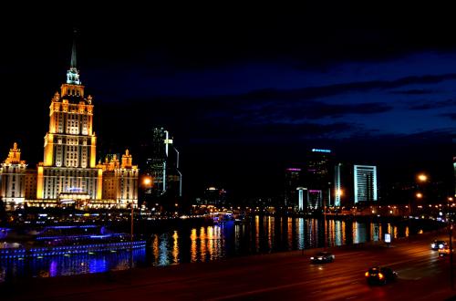 Moscow never sleeps