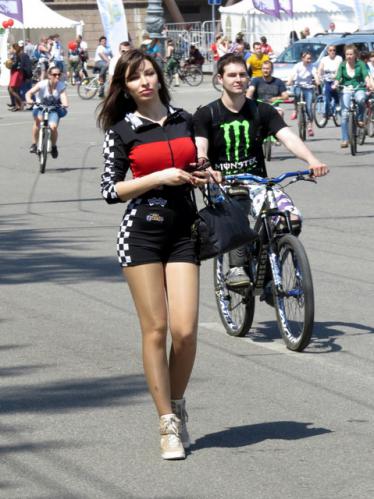 ���� ����