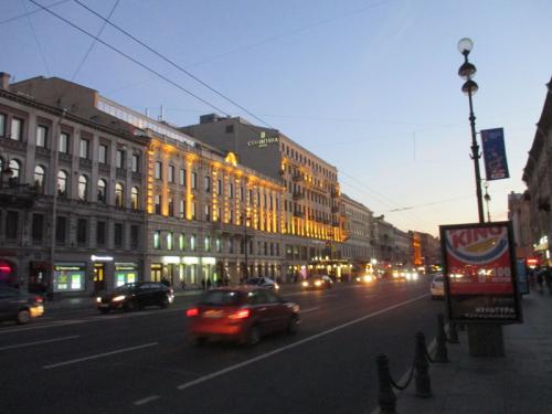 Невский проспект ночью