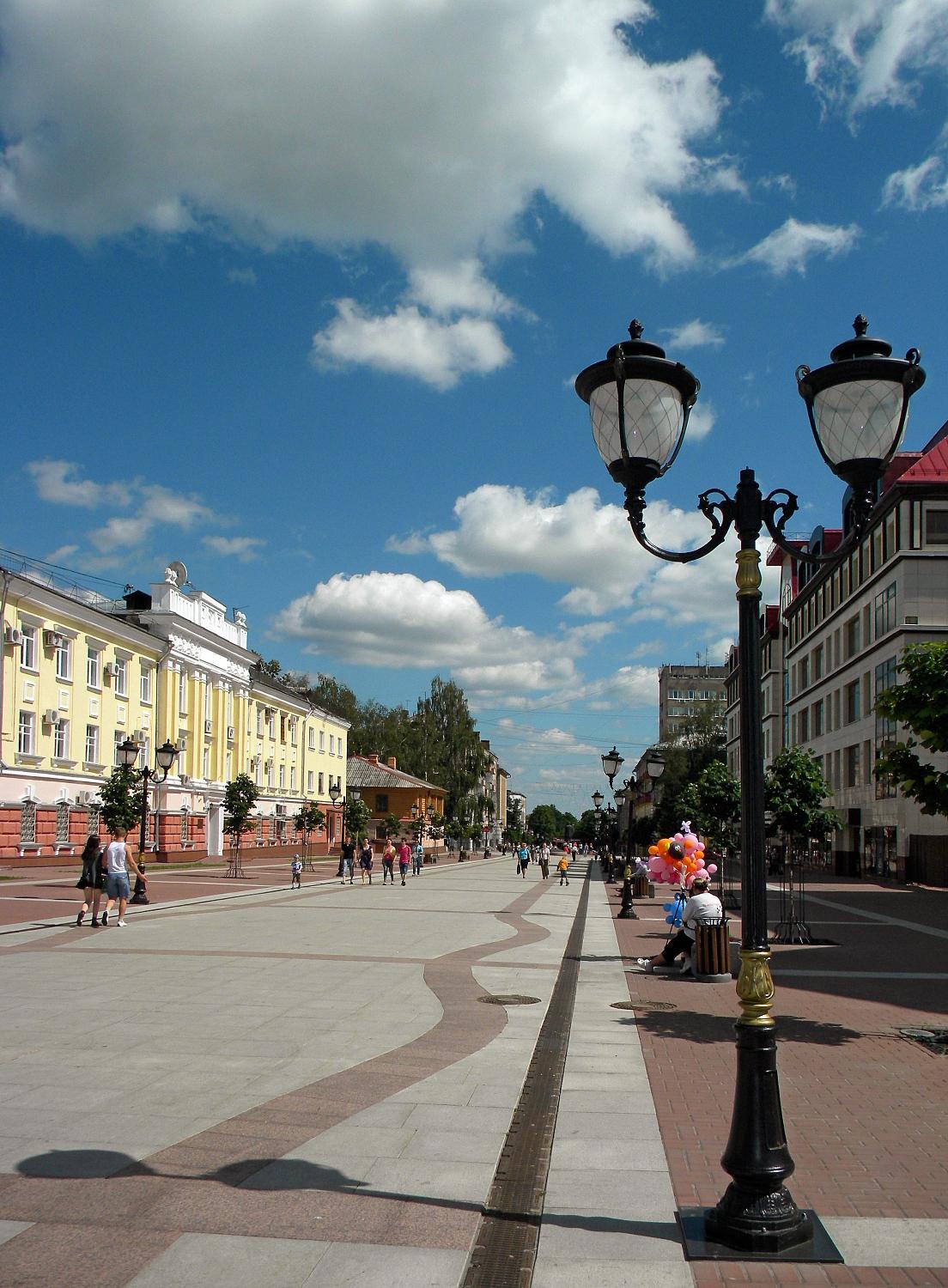 День ул. Фото улицы. Улица днем. Улица день красиво. Улицы Москвы.