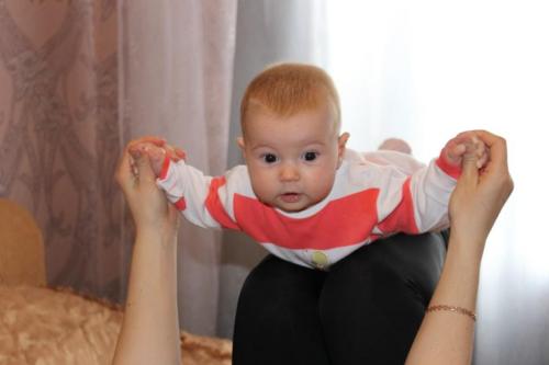 Поза самолетик