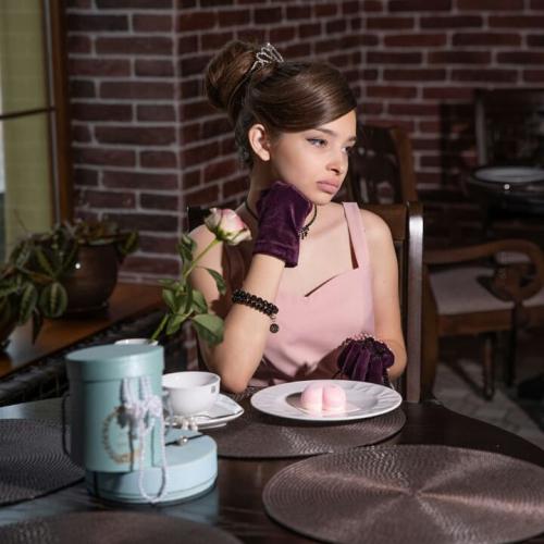 ��������