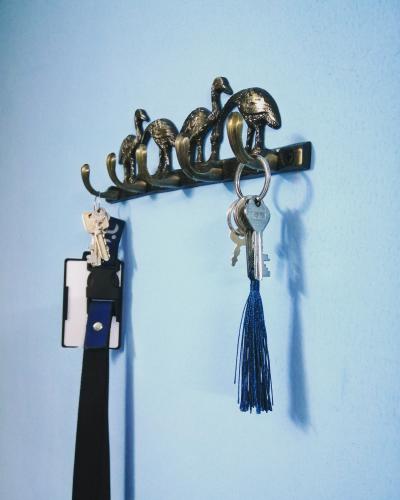 �� � ���