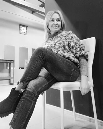 � �������