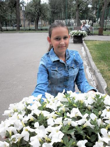 � ������