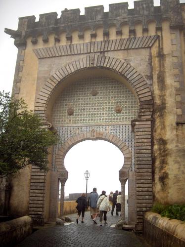    ,  (Palacio da Pena).  