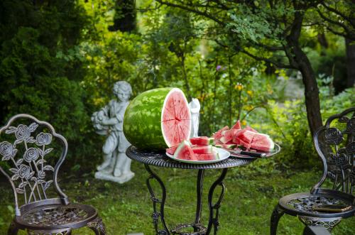 ��� � ����