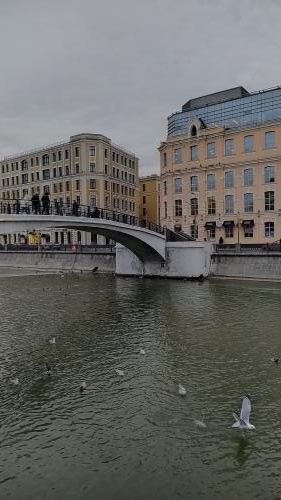 1744664335