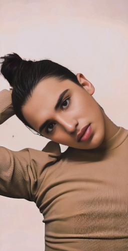 Slava Volk  