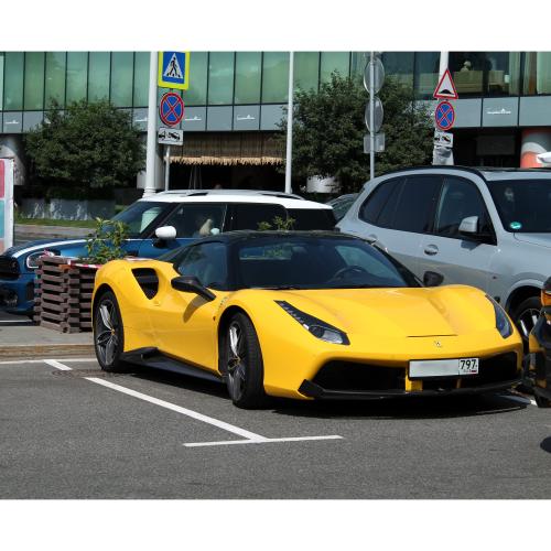 Ferrari 488