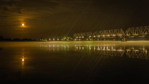 ��������