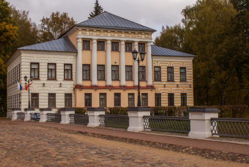 ������ ��������� ����