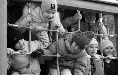 ��  �������  �������� .