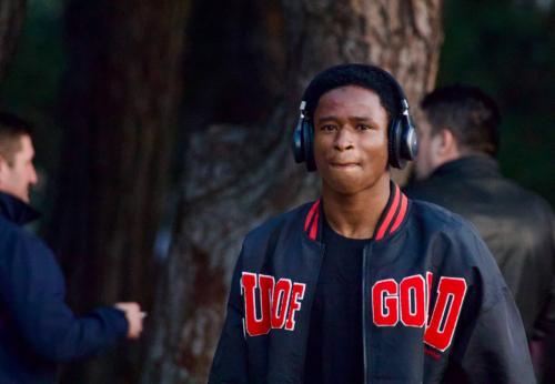 �������