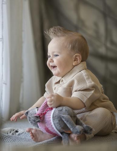 �������