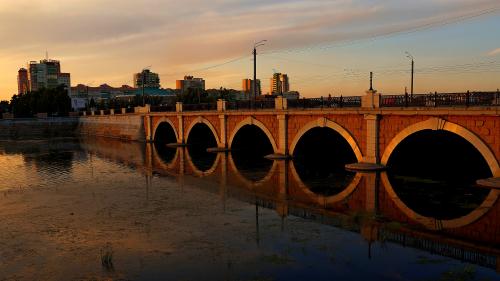 ��  ������  ��� .