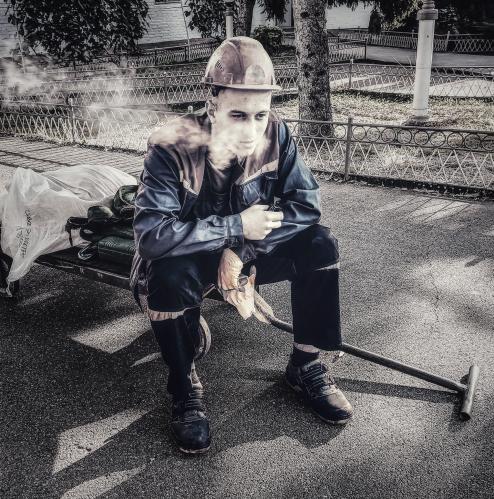 �������