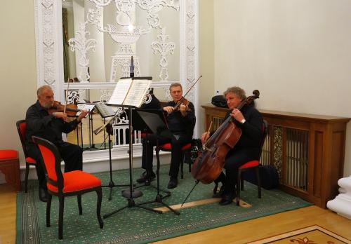 ������ ����� ����� � ������ ��.�.�������