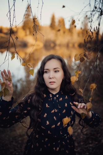 �������