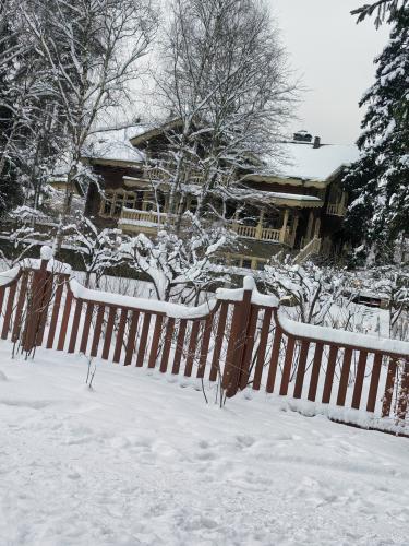 ����� � ����