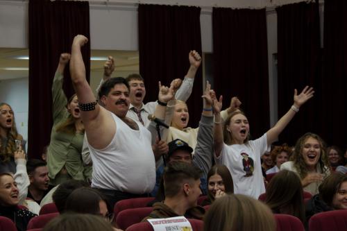 Queen �� ���