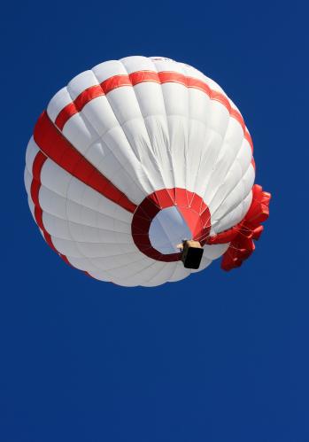 � ������