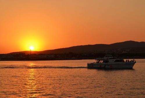 ���� � �����