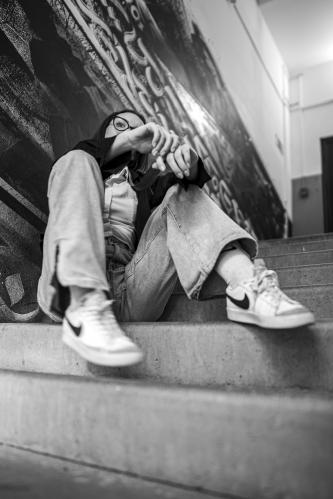 �������