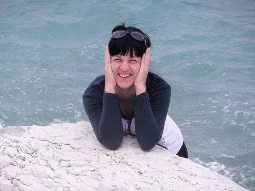 �������