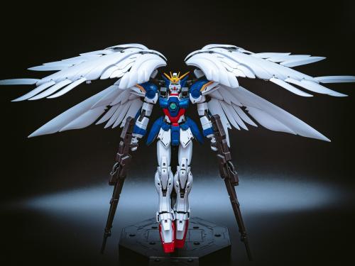 XXXG-00W0 Wing Gundam Zero