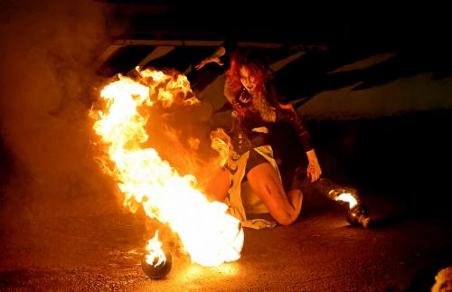 ��������