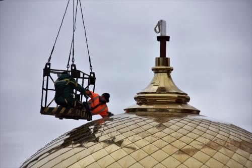 ����������