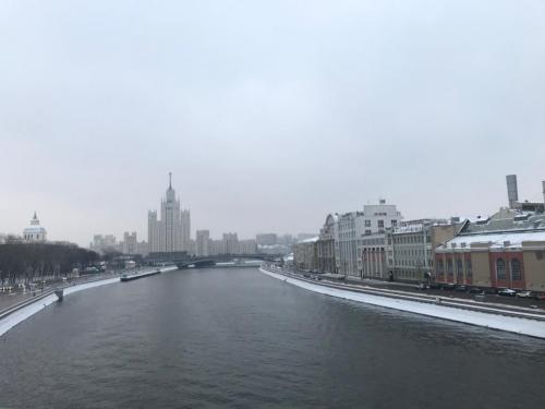 � ������