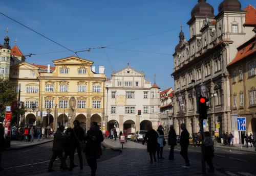 ���� � ����