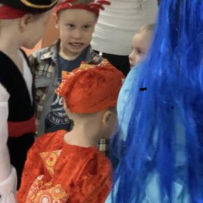 Фото: Увидел Мальвину