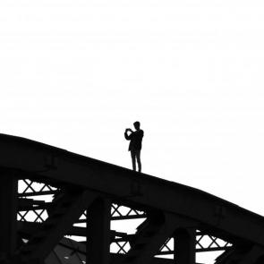 Фото: Стоя на краю