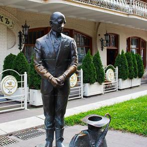 ����: �essieurs! Je ne mange pas six jours!