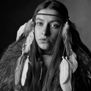 ����: shaman