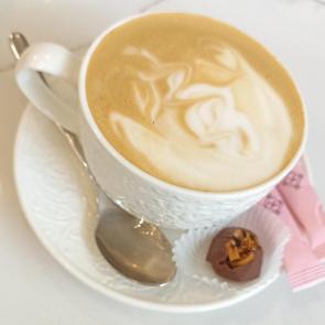 ��� ����