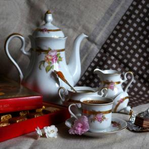 ����: �������  ����  �  ���������