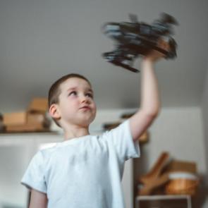 ����: � �����