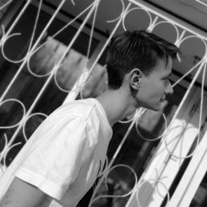 ����: ����