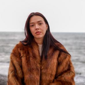 ����: � �������