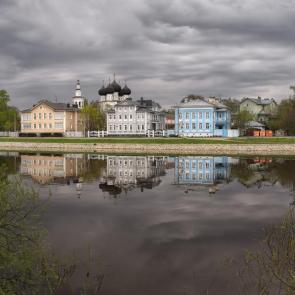 ����: �������... ��� �� ���������� 6 �����...