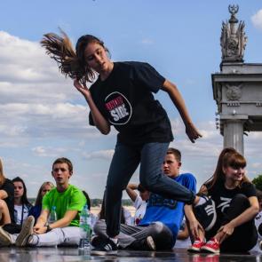 ����: �����-�����