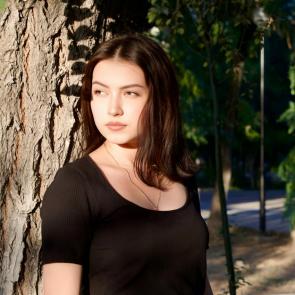 ����: � �����