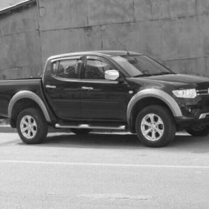 ����: Mitsubishi L200